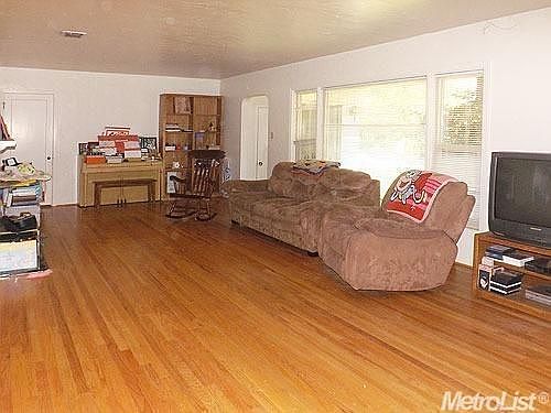 2nd image of 3580 San Ysidro Way