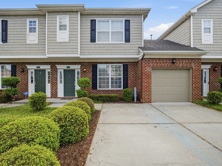5325 Brinsley Ln — Photo 1