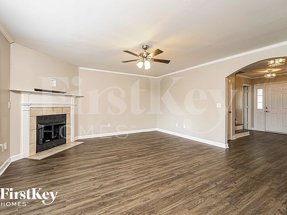 5th image of 100 Pebble Run Ct