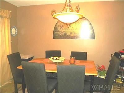 5th image of 1155 Vincent Ave