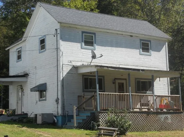 65 Sunrise St, Worthington, WV 26591