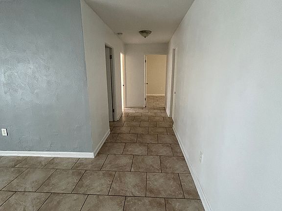 5th image of 1800 31st St NW #A