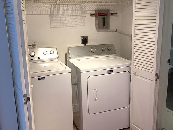 3rd image of 8323 Lake Dr APT M108