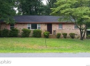 2421 Glendale St, Chester, VA 23831