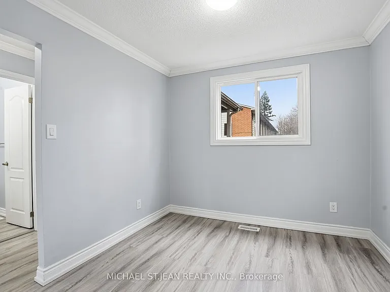 125 Limeridge Rd W #7 — Photo 11