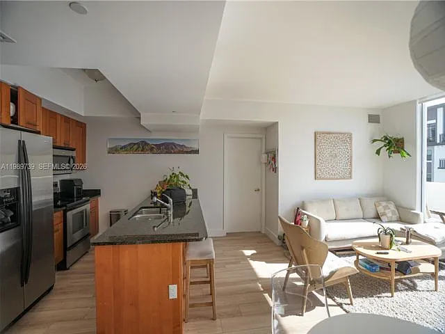4100 Salzedo St #916 — Photo 12