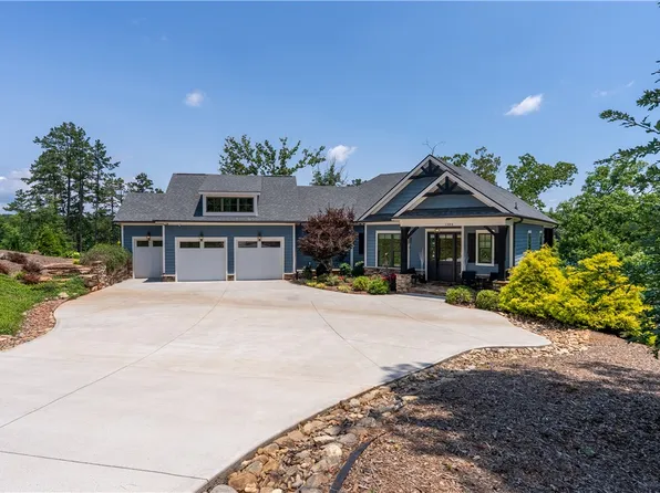 1384 Harbor Ridge Rd, Seneca, SC 29672