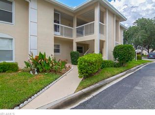 608 Squire Cir APT 104, Naples, FL 34104