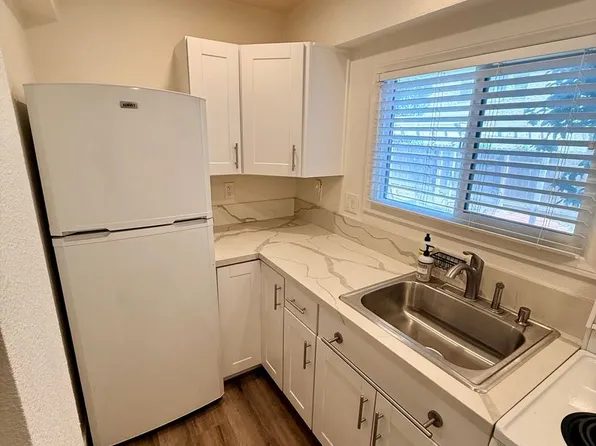 761 Walnut Ave #A, Long Beach, CA 90813