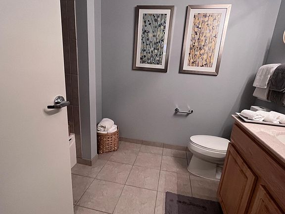 3rd image of 600 W Kinzie St Unit 1