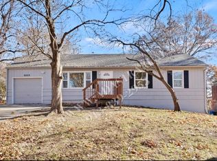 8605 Spring Valley Rd, Raytown, MO 64138