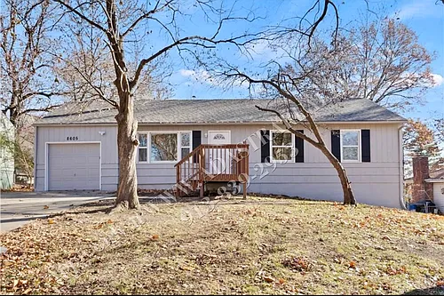 8605 Spring Valley Rd Photo 1