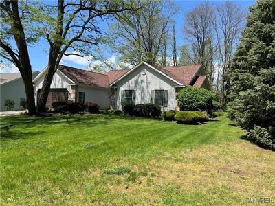 6605 Mulligan Dr, Lockport, NY, 14094
