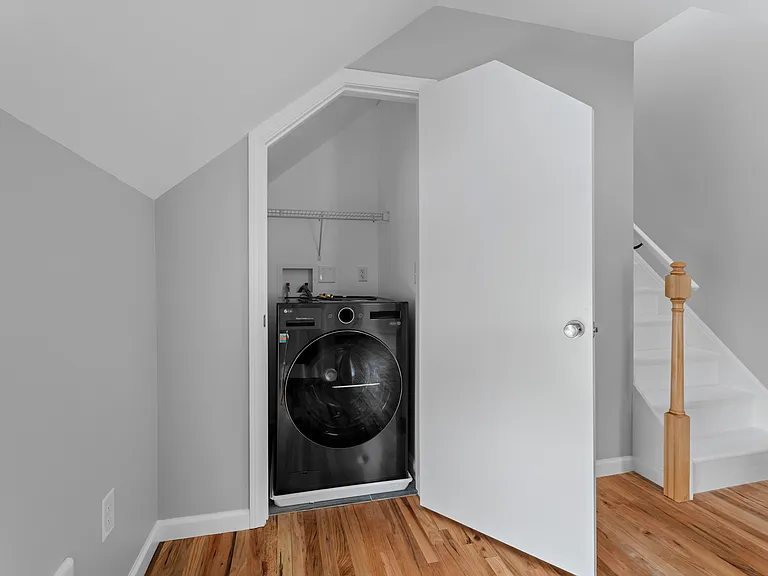 108 Main St #101 — Photo 7