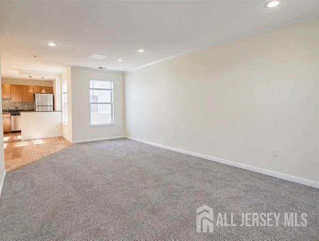 2 bed, 2.5 bath, 1280 sqft, $2,600 — Photo 4