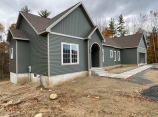 54 Burnham Rd, Wilton, NY 12831