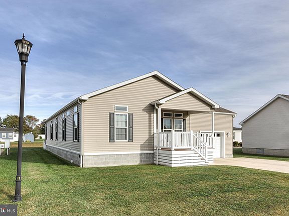 3rd image of 78 Buckingham Dr #55415