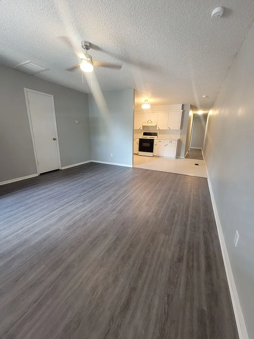 Broadway Apartments in Rose District — Photo 1