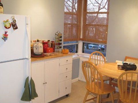 5th image of 8337 St James Ave APT 1M