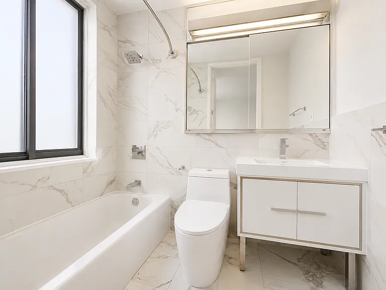 1735 York Ave #30G — Photo 7