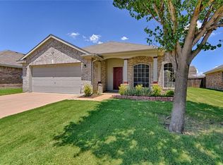 3260 Yeltes, Grand Prairie, TX 75054