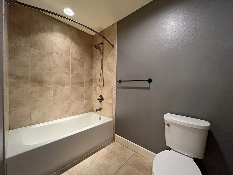 6435 McDuff Ct — Photo 61