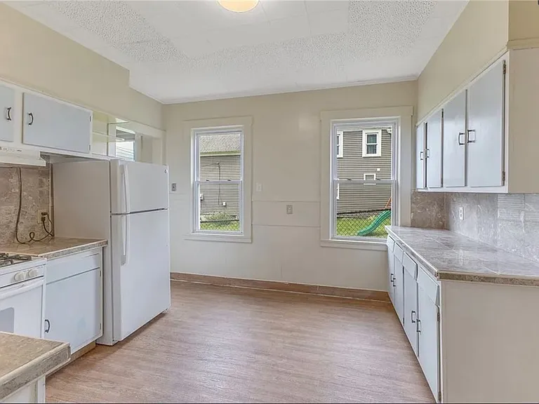 1607 Burnet Ave #1 — Photo 5