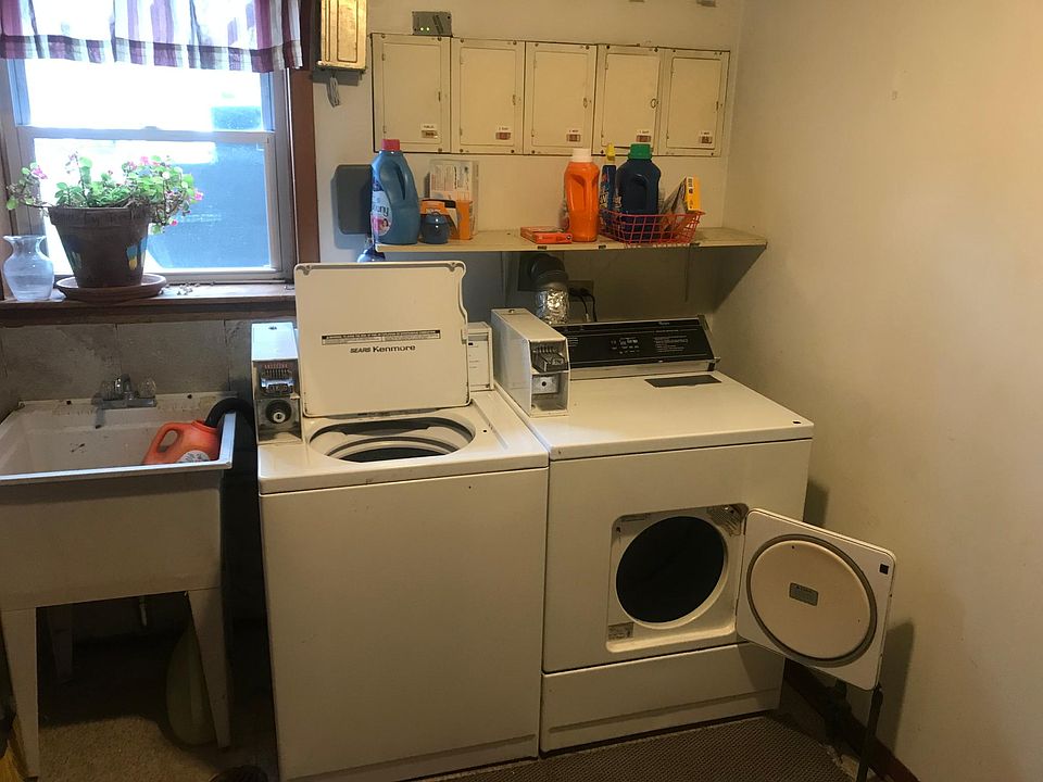 2nd image of 6411 W 175th St #1