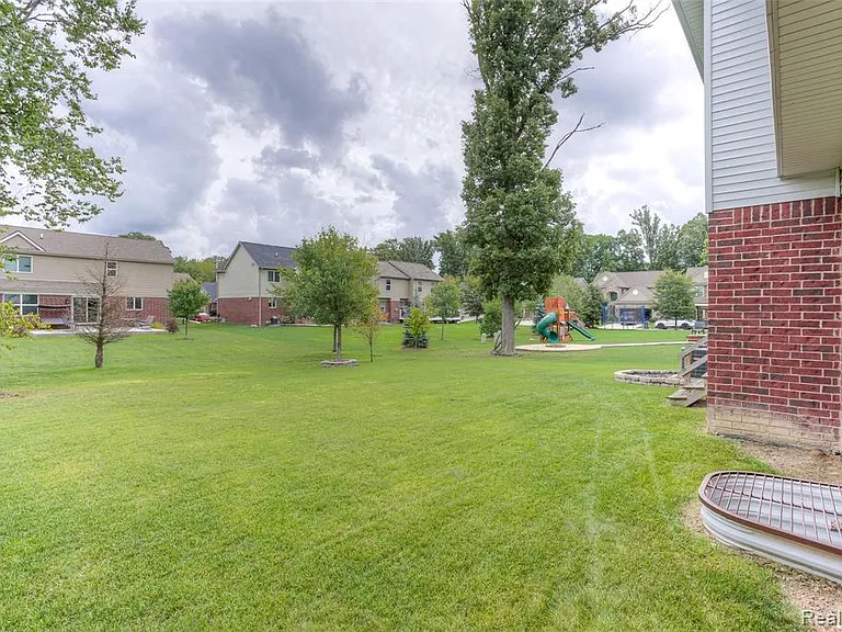 711 Cherry Stone Dr — Photo 42