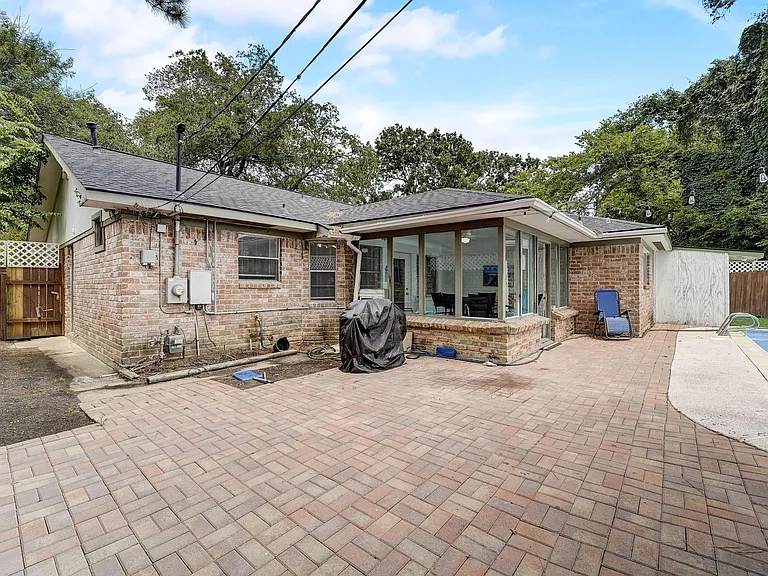 8851 Alcott Dr — Photo 23