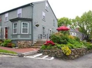 4 Frost Ln, Marblehead, MA 01945