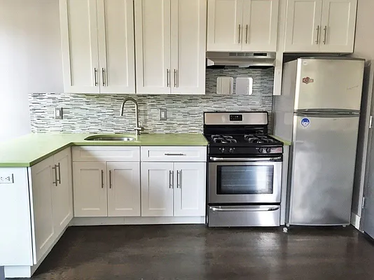 Rented by Premier Metro Realty Corp | media 1