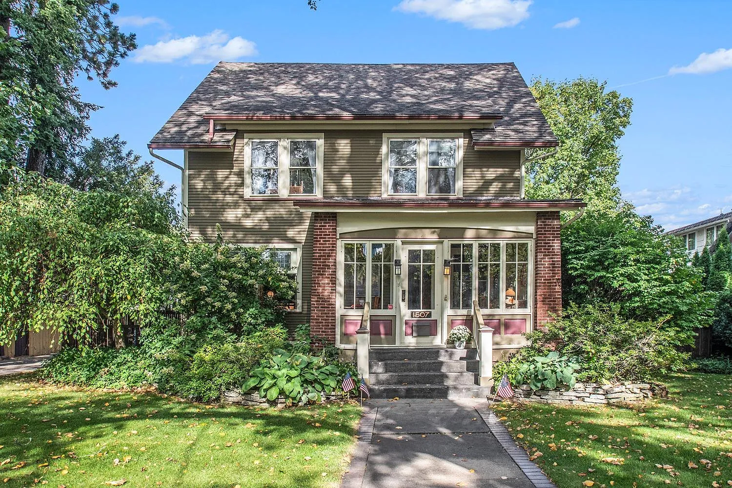 1507 Indiana Ave photo 1