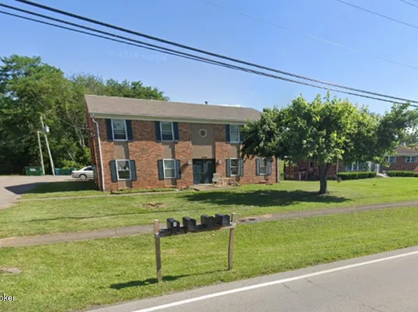 1220 W Lincoln Trail Blvd, Radcliff, KY 40160