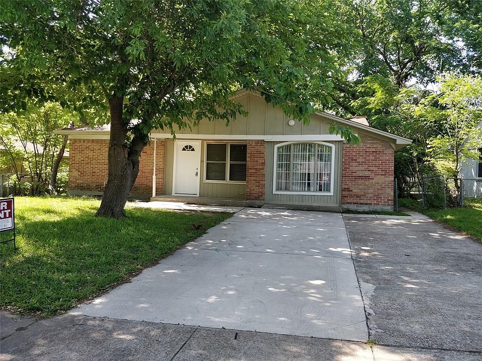 1st image of 2210 Loyce Dr