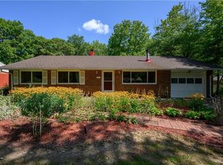 717 Renninger Rd, Akron, OH 44319