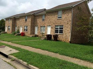 231 Garnet Dr, Nicholasville, KY 40356