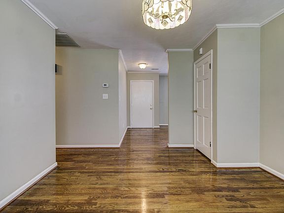 5th image of 5134 N Lake Dr