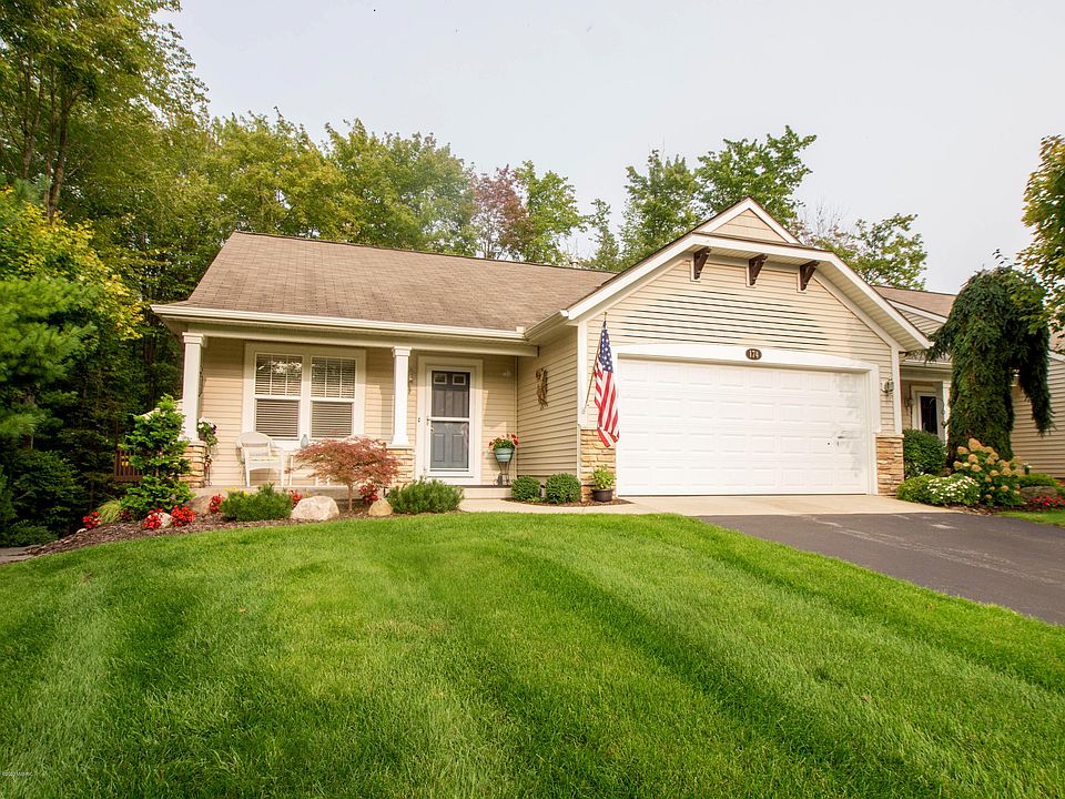 1st image of 174 Woodslee Ct