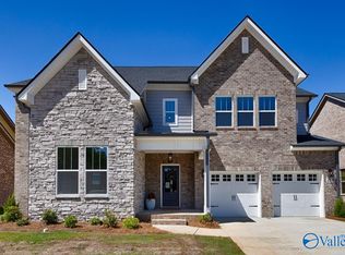 2106 Bloomfell Bnd SW, Huntsville, AL 35802
