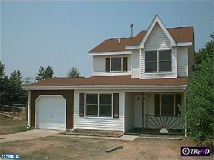 1st image of 27 Wellington Dr