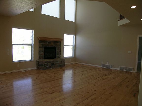5th image of 4180 W Joshua Ln