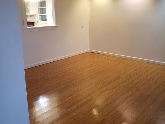 3rd image of 10106 Wingfield Rd