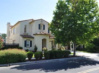 2360 Club Dr, Gilroy, CA 95020