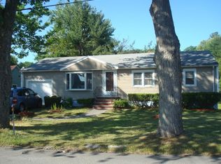 70 Riverdale St, Methuen, MA 01844