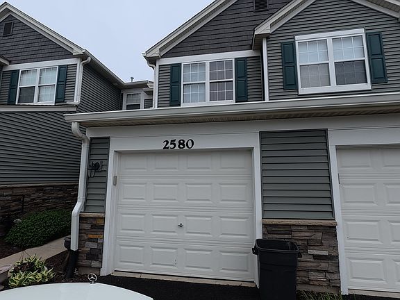 2nd image of 2580 Golf Ridge Cir