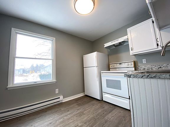 3rd image of 5322 E Seneca St #12