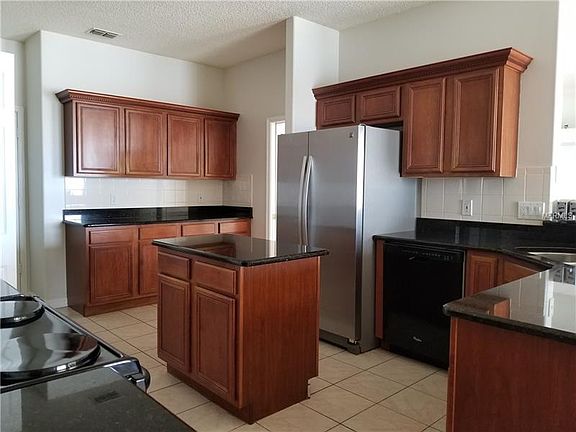 4th image of 13731 Hawk Lake Dr