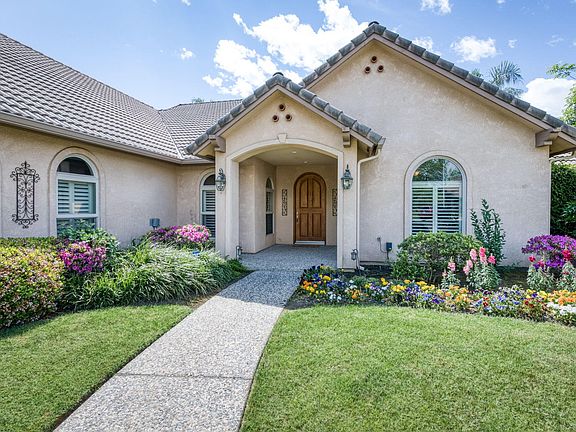 4th image of 4907 W Lakewood Court