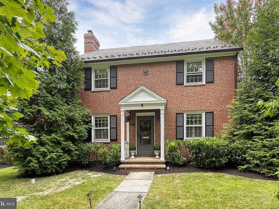1st image of 336 Broadmoor Rd